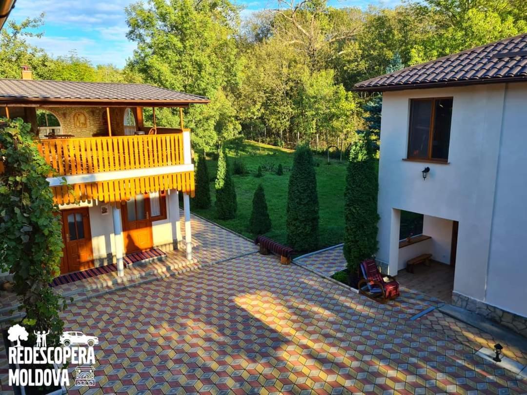 Agropensiunea Trei Pastori Cucuruzeni Bagian luar foto